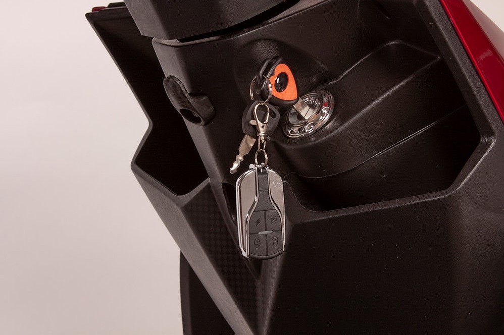 EW-10 Sport Recreational Scooter – Remote Key Fob Alarm System