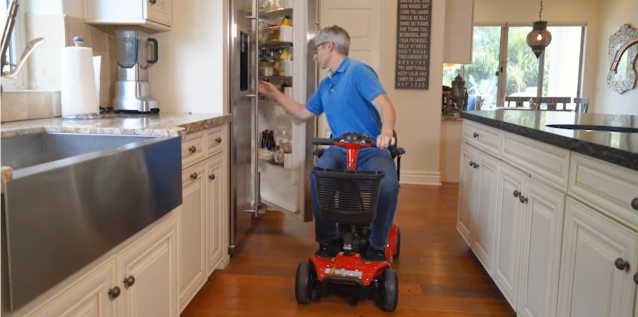 EW-M34 4-Wheel Portable Medical Travel Scooter-Useful In the Kitchen