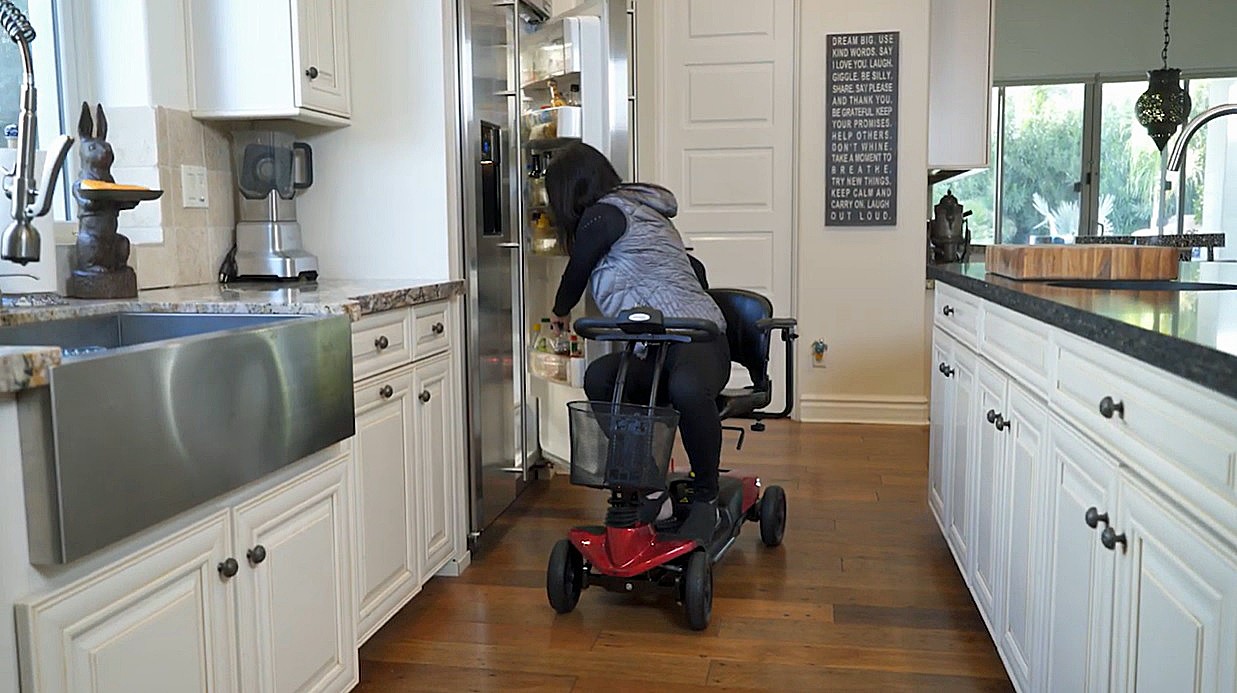 EW-M35 4-Wheel Mobility Travel Scooter - Easy Access to the Refrigerator