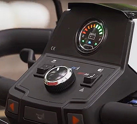 Zero Turn 10 4-Wheel Scooter - Dashboard Console