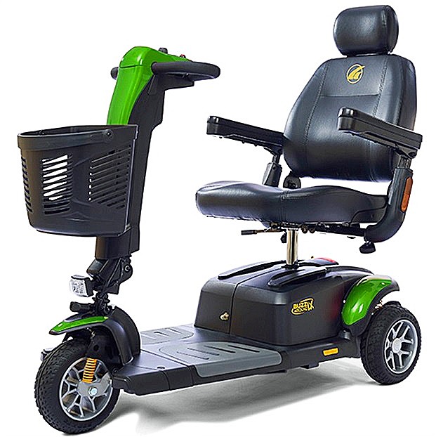 Buzzaround LX Luxury 3-Wheel Scooter Color: Green