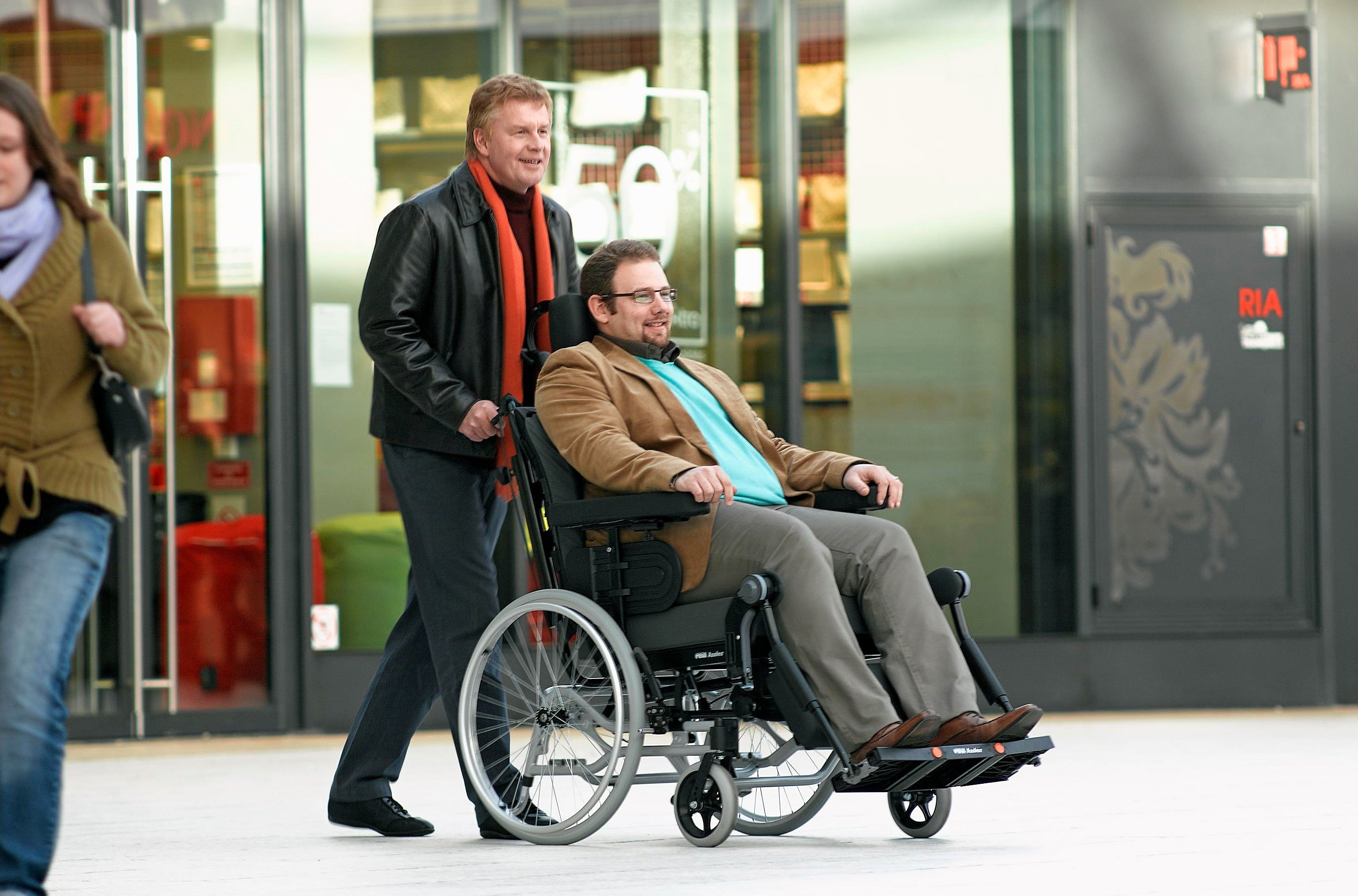 Heavy-Duty and High Weight Capacity Manual Wheelchairs 