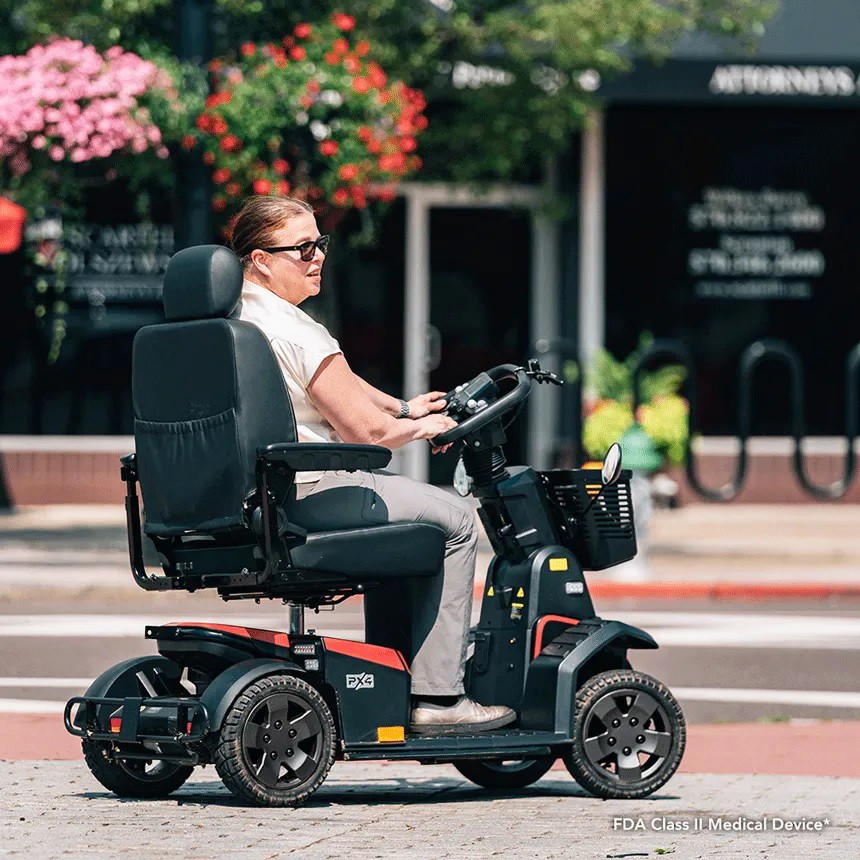 PX4 Full-Size Mobility Scooter 
Heavy-Duty All-Terrain Recreational Scooter - Model No. PX4 | SC134 
By Pride Mobility 