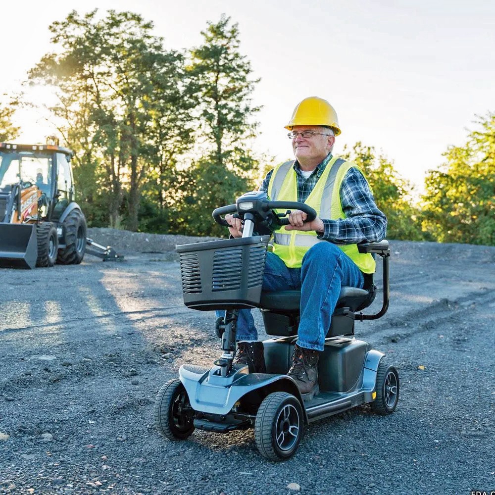 Revo 2.0 4-Wheel Scooter - Just an Average Efficient Workday Saving Time With Work on Schedule